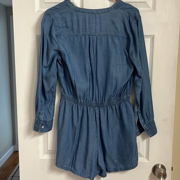 Chambray oldnavy long sleeve romper - Picture 5 of 5